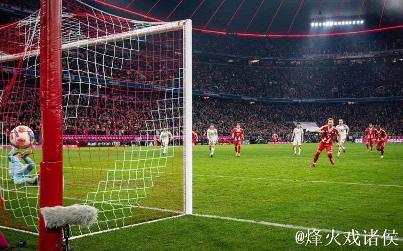 天才连场建功凯恩绝平，拜仁2-2鱼腩，主场全胜