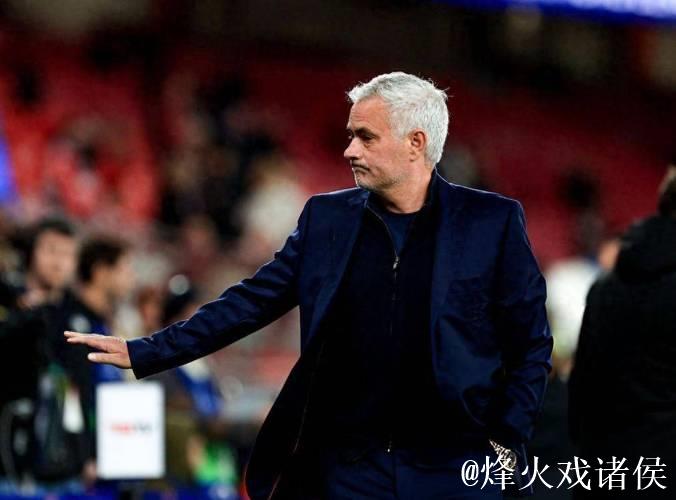 欧冠2连胜！62岁穆帅绝境自救：带队狂升10名 末