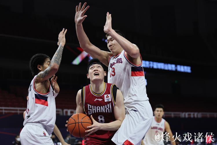 张宁22分山西险胜辽宁 周琦18+6首钢大胜天津